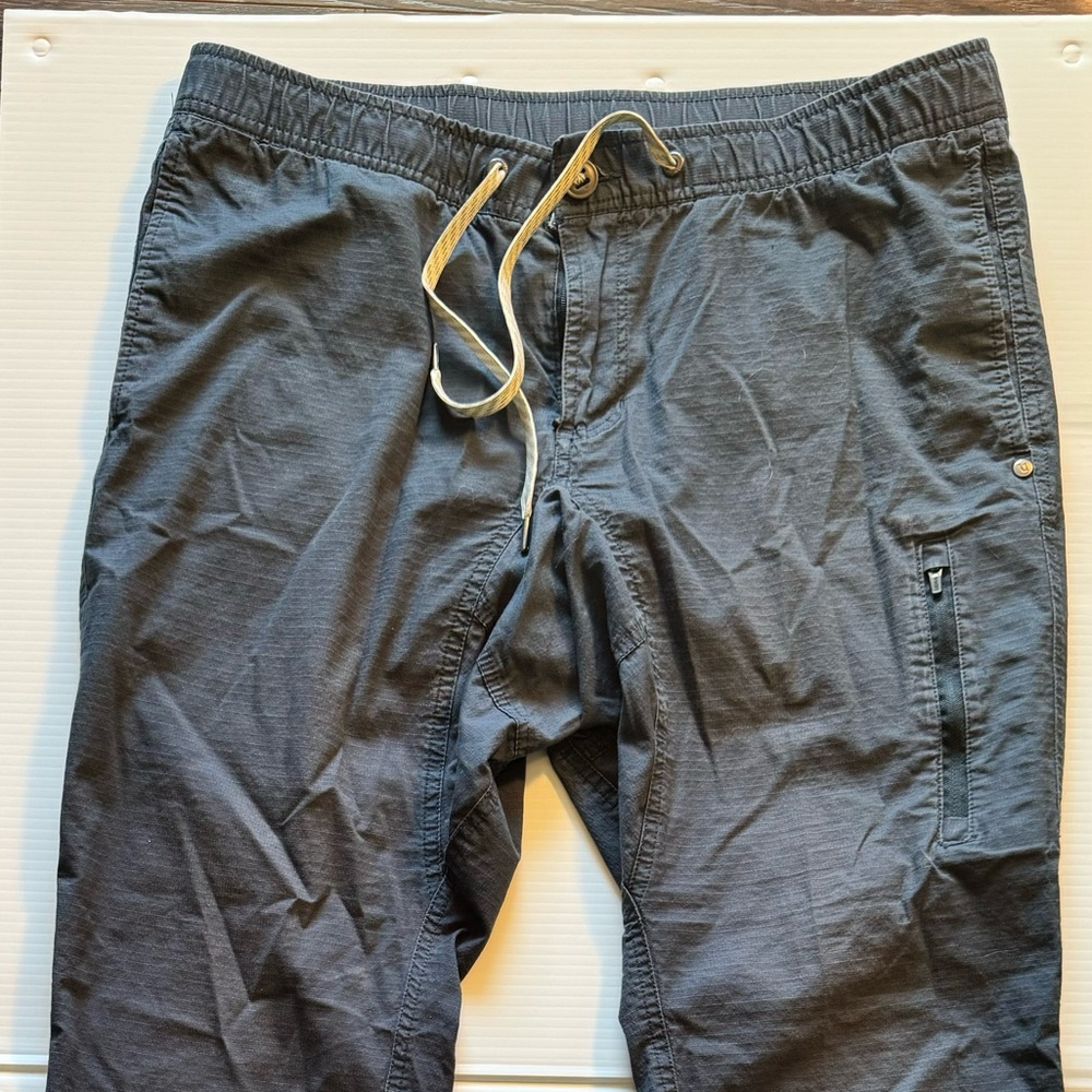 Vuori Ripstop pants